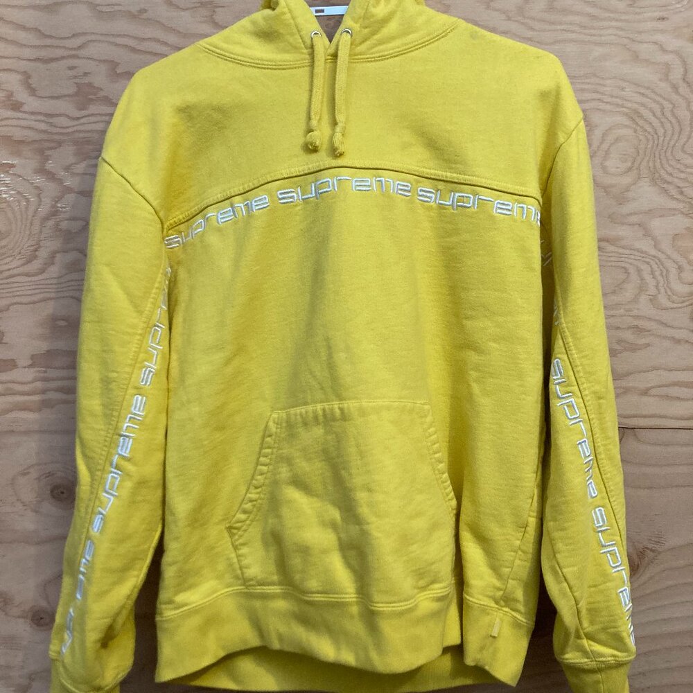 Supreme 2018 Text stripe Hoodie - Size small